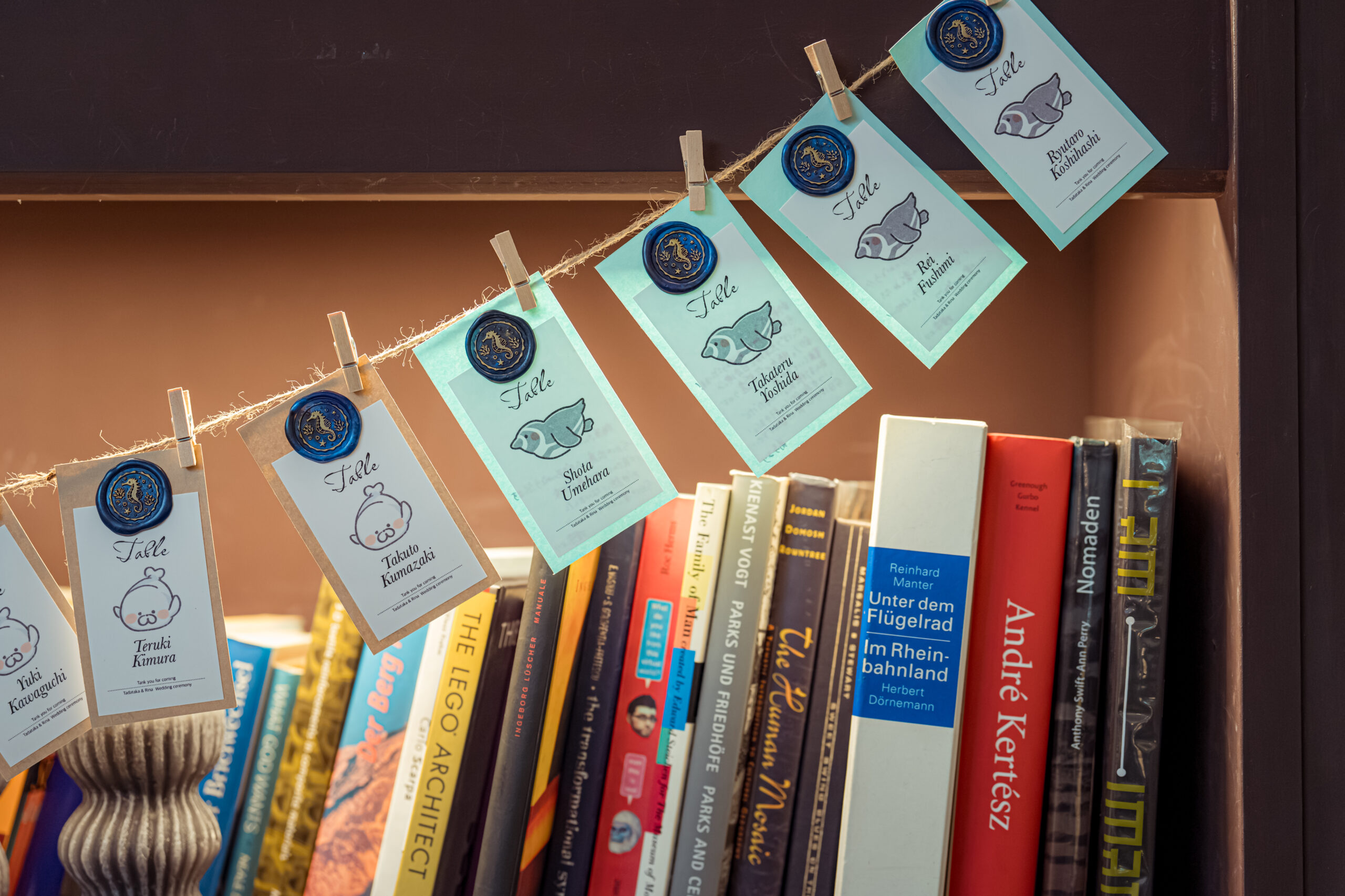 テーマは水族館